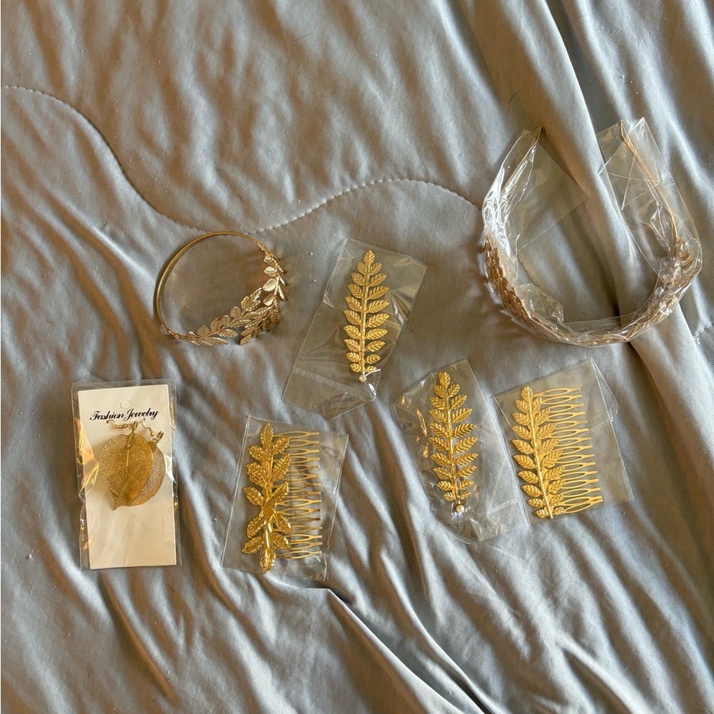 Gold goddess accessories